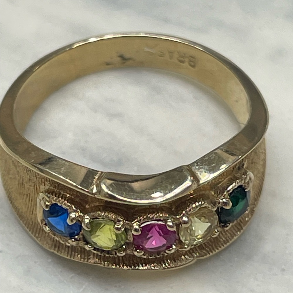 ✨Vintage Mothers ring Sample Brass Gold Plated Multicolor Gemstone Band Size 6 - Picture 7 of 10
